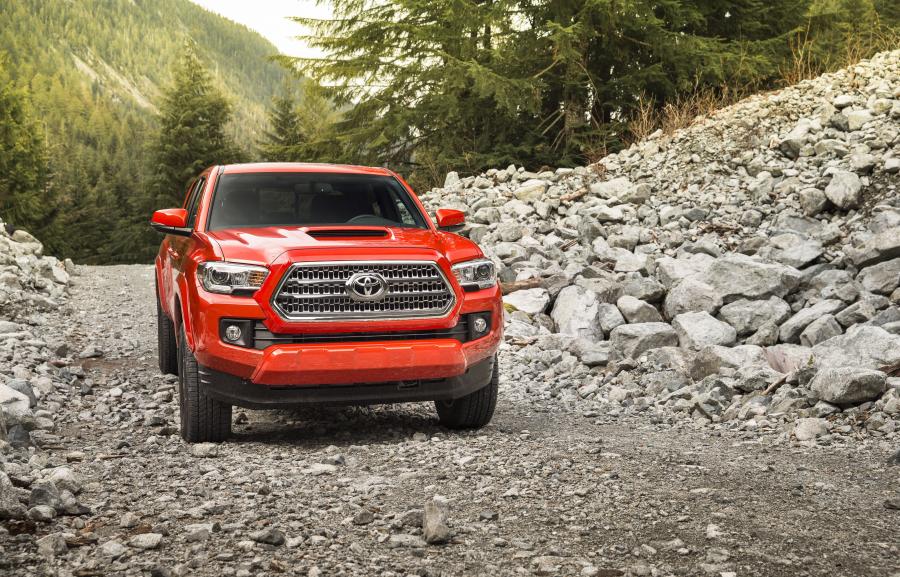  Toyota Tacoma TRD Sport Double Cab 2015 года  (NA) (фото 11 из 40)